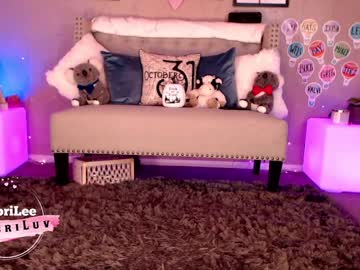 female cam girl aubrilee image #134711