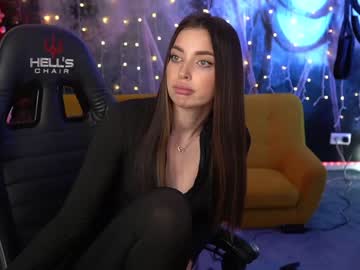 female cam couple kira0541 image #3438702