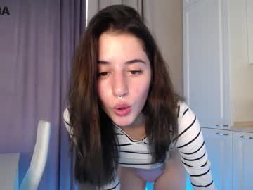 female cam girl kate_lewis image #2801396
