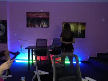female cam couple kira0541 image #163450