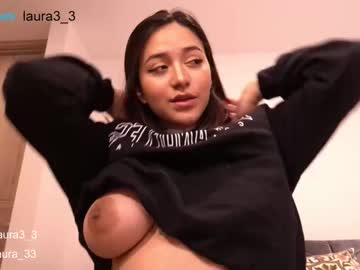 female cam couple laura3_3 image #1178749