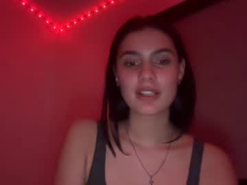 female cam girl leahsoren image #3994239