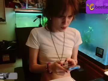 female cam girl beetlegurl image #3962079