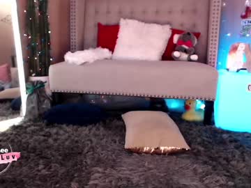 female cam girl aubrilee image #3324303