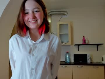lisaosbornes  female  webcam