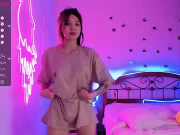 female cam girl aisneon image #1459885