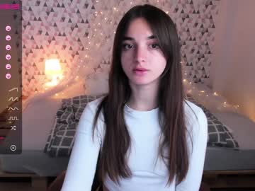 female cam girl katie_petite image #1599887