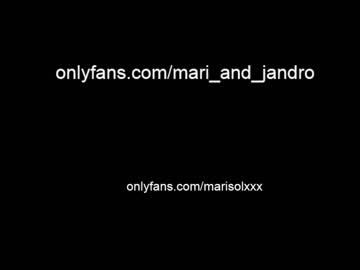 female cam girl mari_and_jandro image #425778