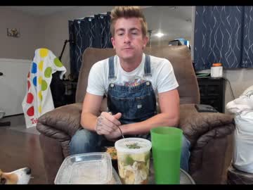 female cam couple ryanrailer image #2636217