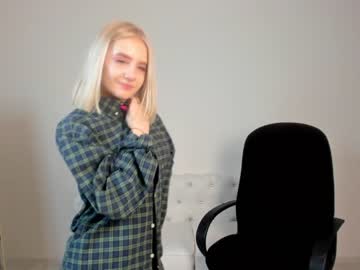 female cam girl oliviabr0wn image #3118884