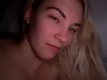 female cam girl mariah95 image #799376