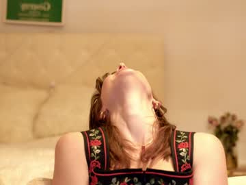 female cam girl ellaa91 image #1298299