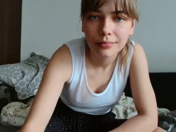 stella_9  female  webcam