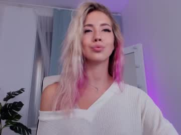 female cam girl emmi_rosee image #38738