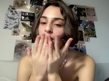 female cam girl crown_of_vice01 image #3044430