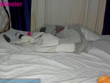 female cam couple valeriakeeler image #1008088