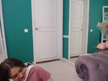 female cam girl adelewilson__ image #383019