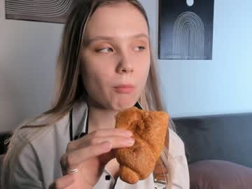 female cam girl elenebisbee image #3994894