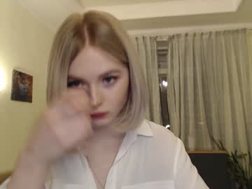 female cam girl yvaine777 image #824065