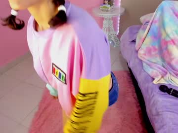 female cam girl little_effy18 image #2548857