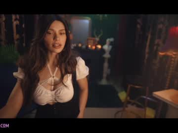 female cam girl lucieoude_ image #2083497