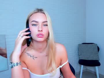female cam girl 8a8y_nura image #1747580