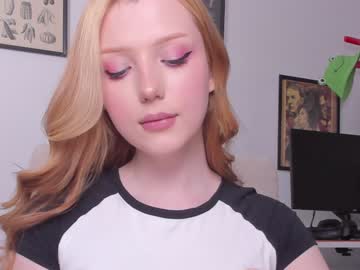 female cam girl lil_pumpkinpie image #1554883