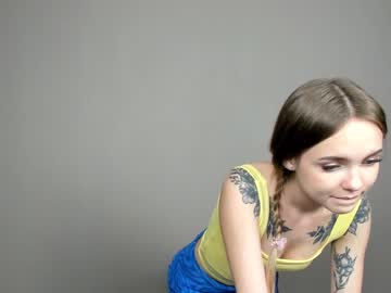 female cam girl mia_monk image #3136400