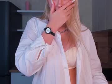 female cam girl 8a8y_nura image #195074