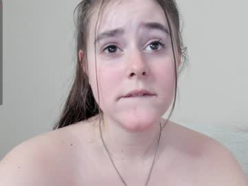 female cam girl emilia_me image #1325679