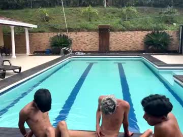 female cam man frat_house image #1226395