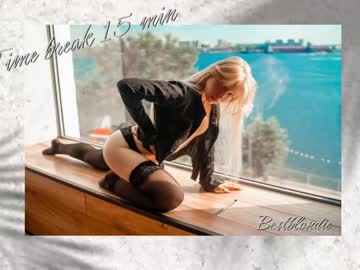 female cam girl bestblondiiecb image #3628800