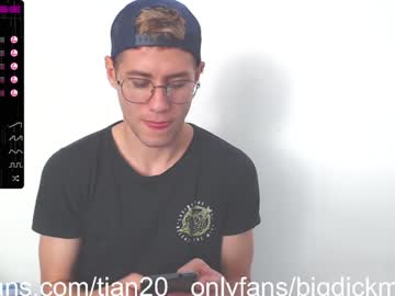 female cam man bigdick_masc image #247944