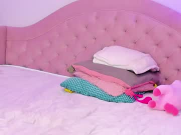 female cam girl selena_murr image #2629393