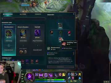 female cam girl kimilee22 image #2798420