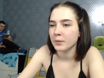 female cam couple renae_tom image #731300