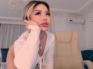 female cam girl bae_suz image #1017957
