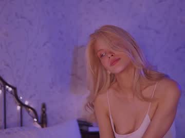 female cam girl _2strangers image #2011300