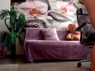 female cam girl jennycutey image #1157325