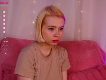 female cam girl alice_in_boobsland image #3620320