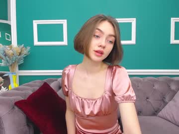 female cam girl adelewilson__ image #505167