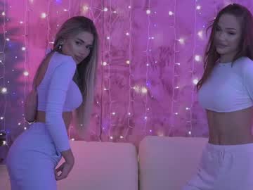 female cam couple anabel054 image #3232647
