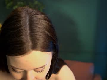 female cam girl ella_knockers_xl image #1310422