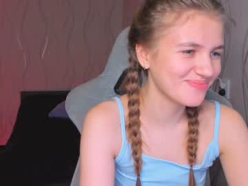 female cam girl kylie_mine image #3009057