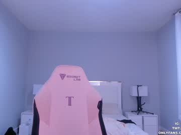 female cam girl clara_chan image #1602900