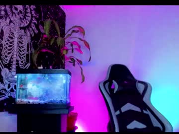 female cam girl nebamazee image #819864