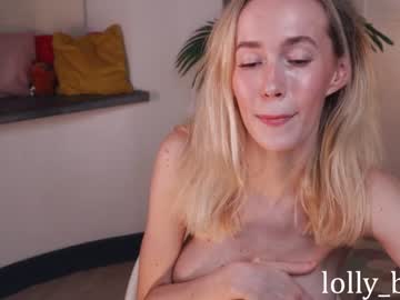 female cam girl lolly_bella_ image #3005792