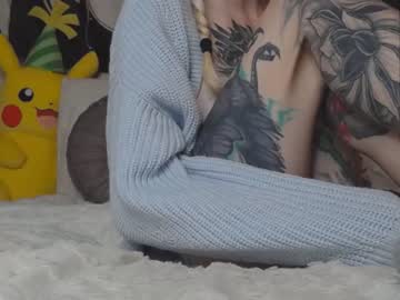 female cam girl yogendub image #495725