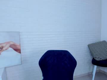 female cam girl 8a8y_nura image #1653912