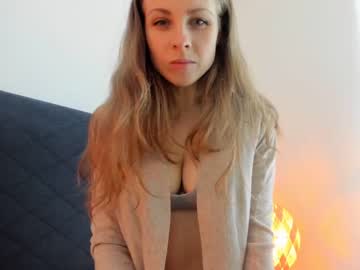 female cam girl imkeira image #1102907